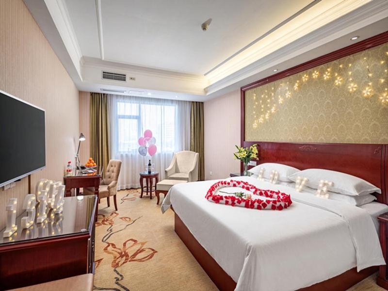 Vienna Hotel Guilin North Road מראה חיצוני תמונה